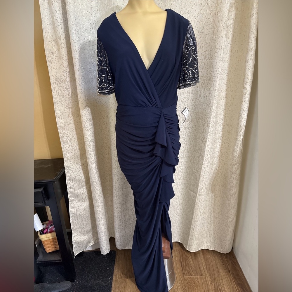 Betsy & Adam Women's dark blue Beaded Ruffled Chiffon, NWT, Size 12